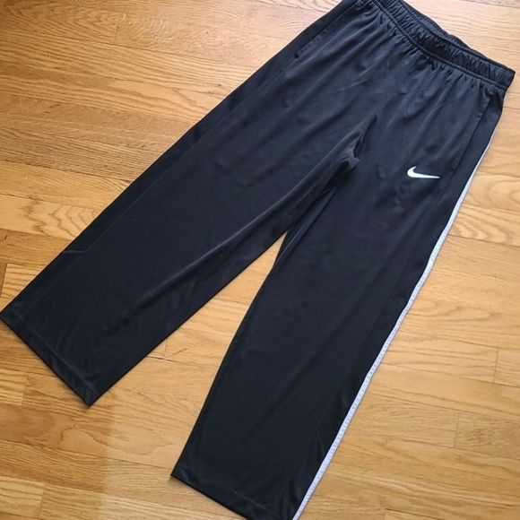Nike Other - Bundle of 2 Nike Dri-Fit shirts and 1 pants